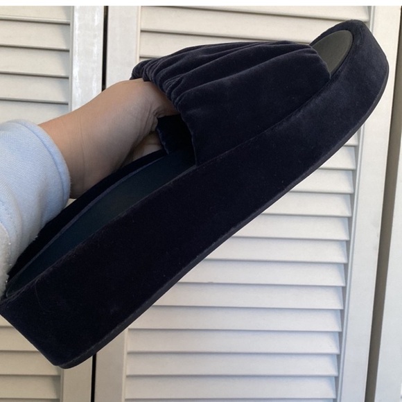 🌏AEROSOLES🌏VELVET SLIDES🌏🌍🌎🪐🌔🌓🌒🌑🌏🌍⭐️🪐🌙🌙 - Picture 5 of 5